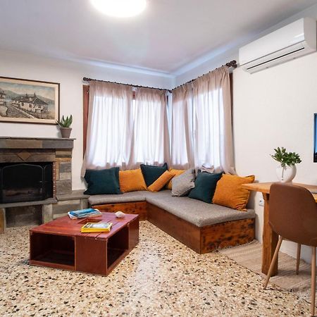 2 Bedroom Art House In Kavala Exterior foto